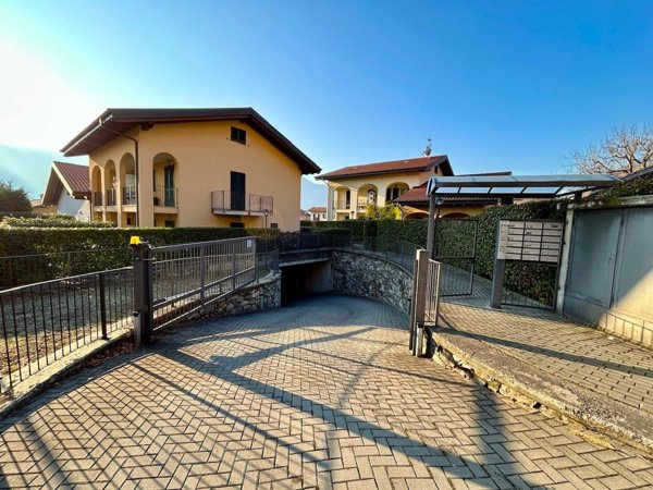 appartamento in vendita a Tremezzina in zona Lenno