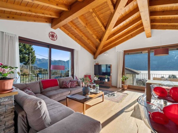 casa indipendente in vendita a Tremezzina in zona Lenno