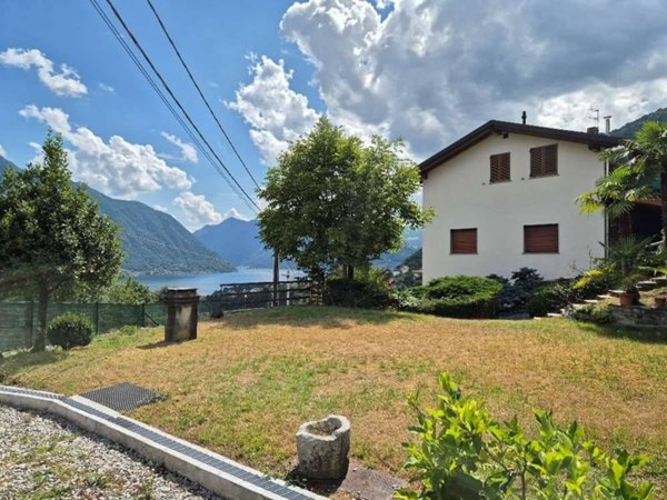 appartamento in vendita a Tremezzina in zona Lenno