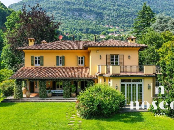 casa indipendente in vendita a Tremezzina in zona Ossuccio