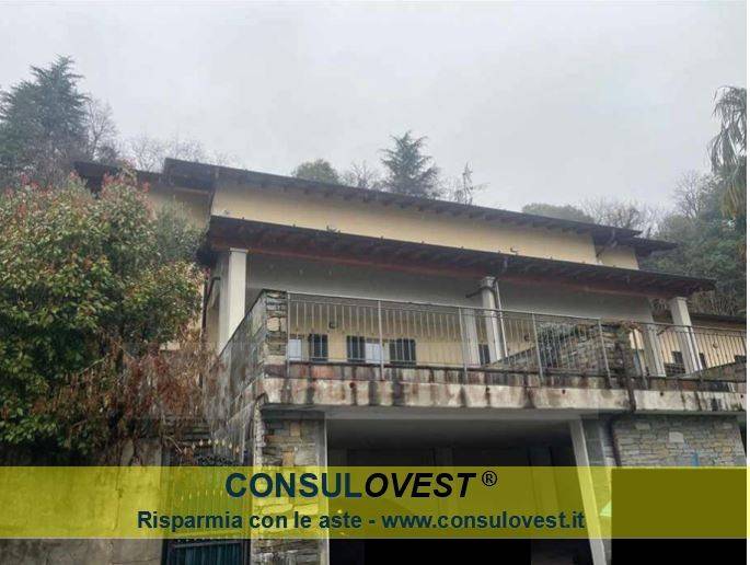 casa indipendente in vendita a Tremezzina