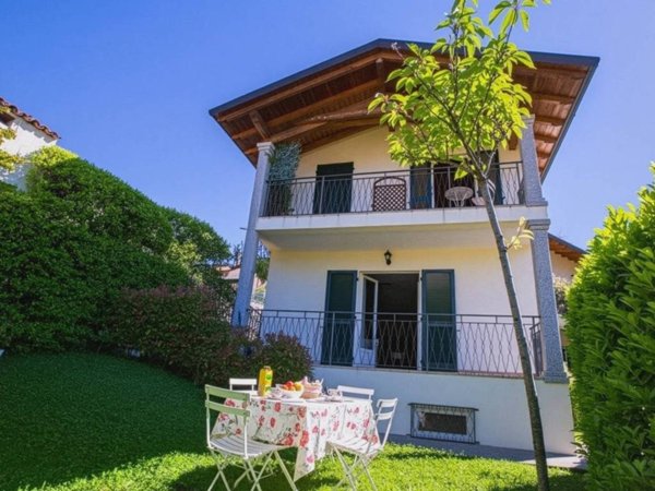 casa indipendente in vendita a Tremezzina in zona Tremezzo