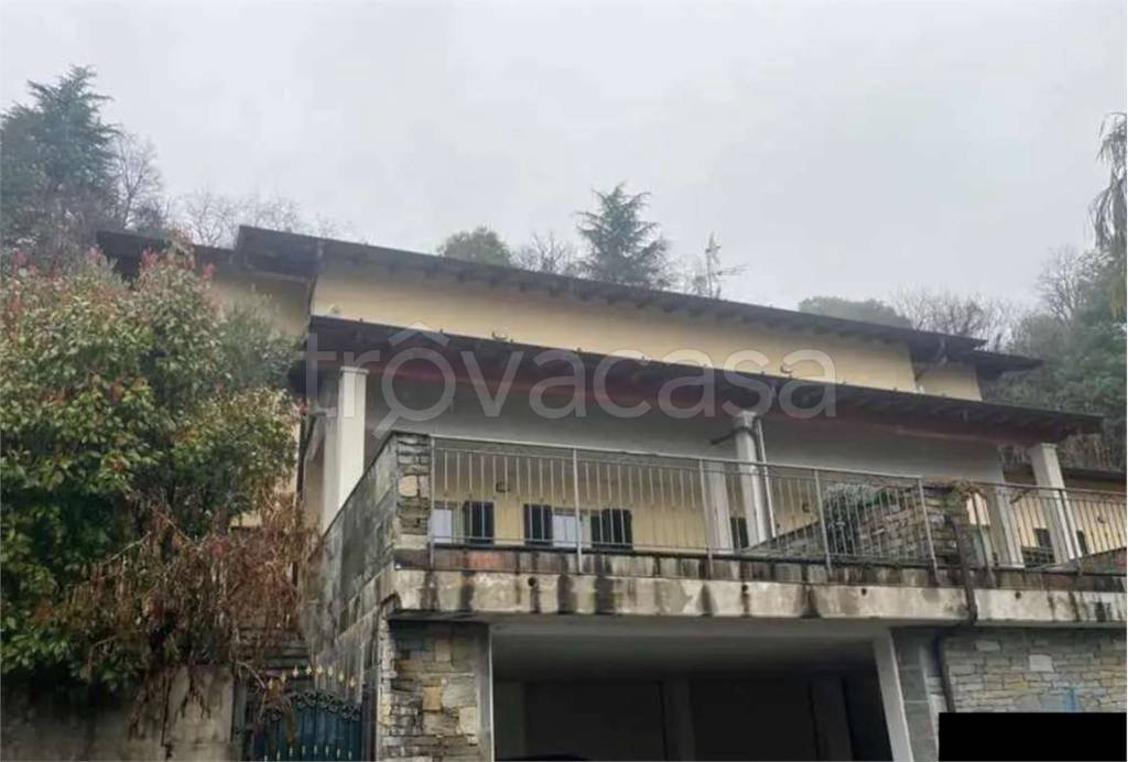 casa indipendente in vendita a Tremezzina