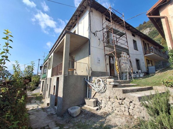 appartamento in vendita a Tremezzina in zona Lenno