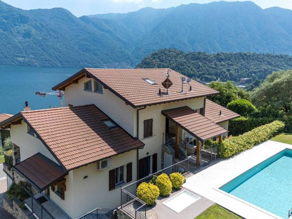 appartamento in vendita a Tremezzina in zona Azzano