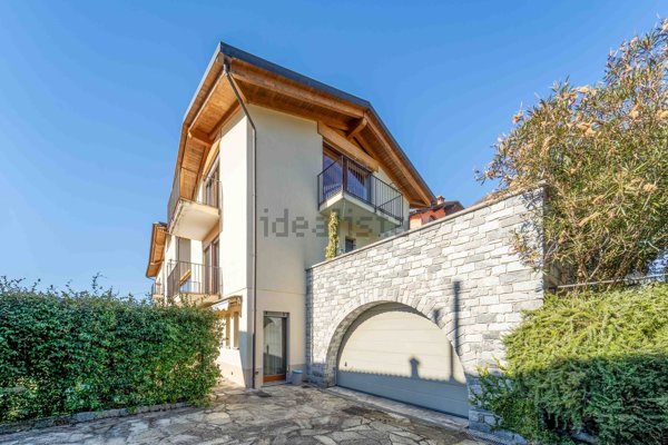 casa indipendente in vendita a Tremezzina