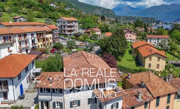 casa indipendente in vendita a Tremezzina in zona Lenno