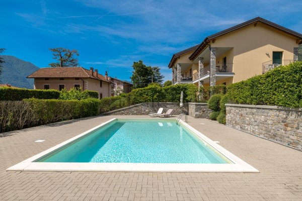 appartamento in vendita a Tremezzina in zona Lenno