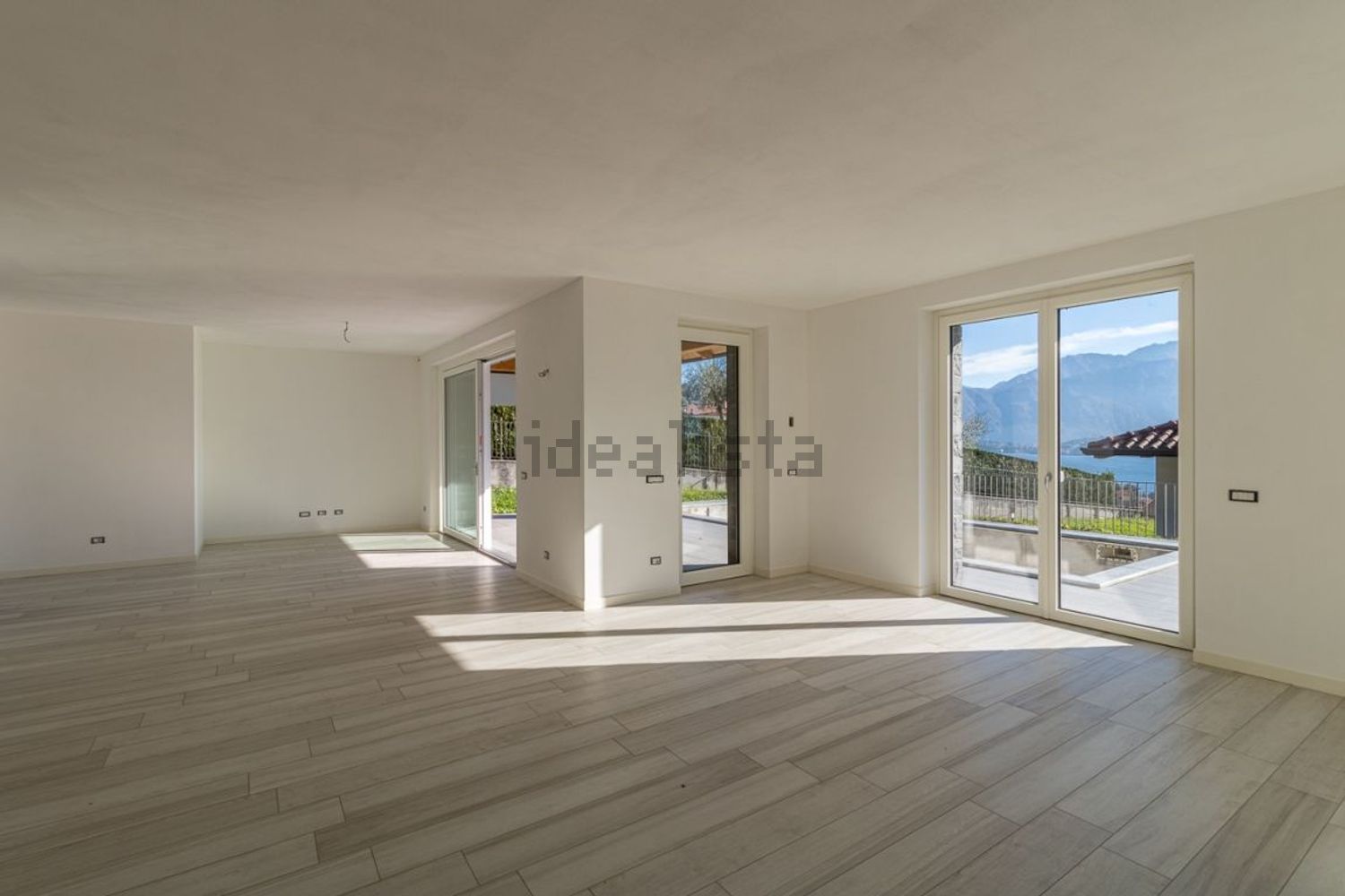 casa indipendente in vendita a Tremezzina in zona Lenno