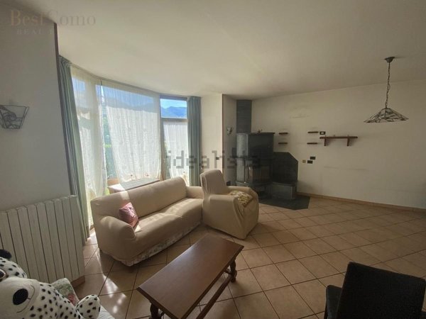 casa indipendente in vendita a Tremezzina in zona Isola Comacina