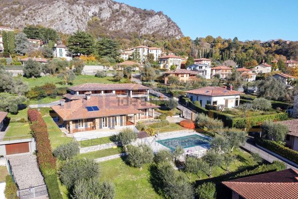 casa indipendente in vendita a Tremezzina