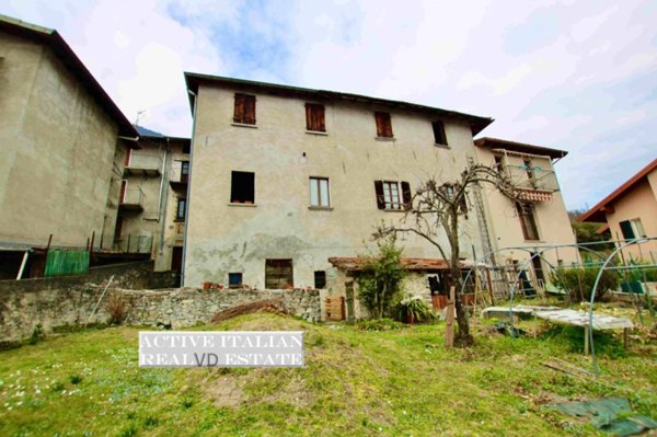casa indipendente in vendita a Tremezzina in zona Pola