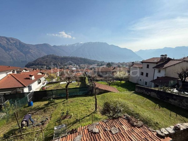 casa indipendente in vendita a Tremezzina in zona Lenno