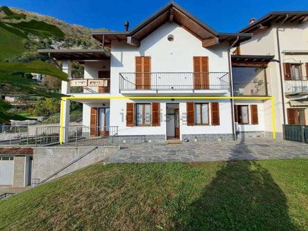 appartamento in vendita a Tremezzina in zona Lenno