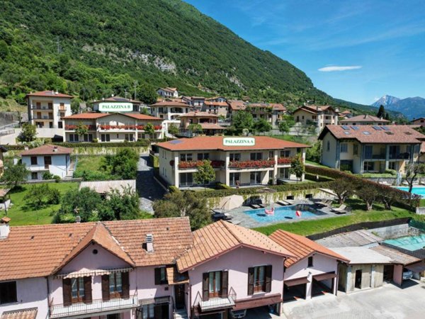 appartamento in vendita a Tremezzina in zona Ossuccio