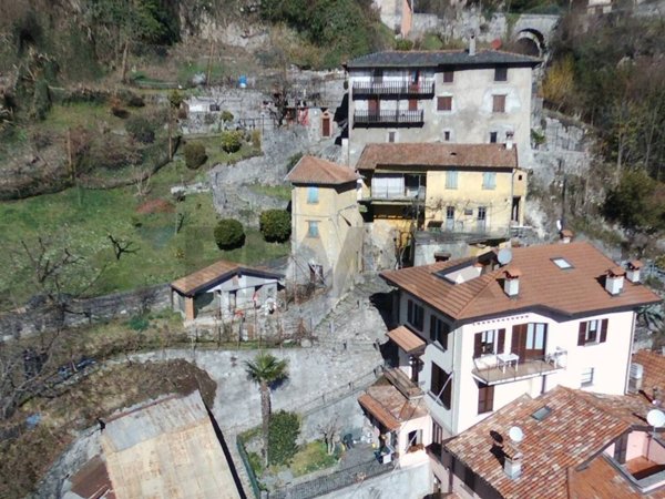 casa indipendente in vendita a Tremezzina