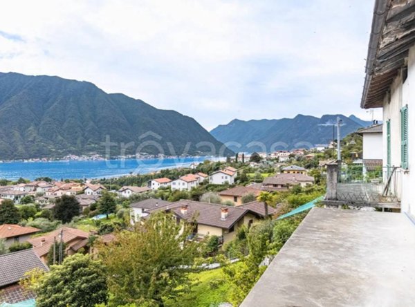 appartamento in vendita a Tremezzina in zona Lenno