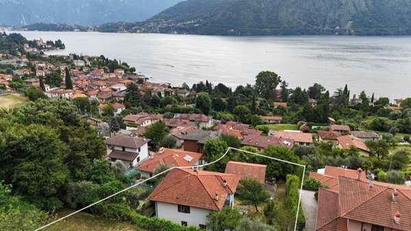 casa indipendente in vendita a Tremezzina in zona Mezzegra