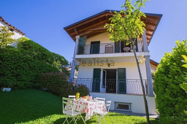 casa indipendente in vendita a Tremezzina in zona Mezzegra