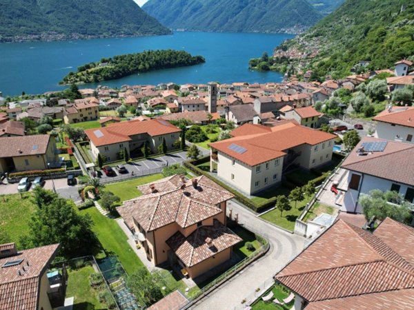 appartamento in vendita a Tremezzina in zona Lenno