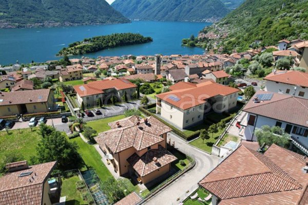 appartamento in vendita a Tremezzina in zona Ossuccio
