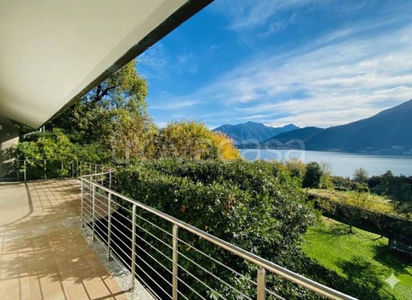 casa indipendente in vendita a Tremezzina