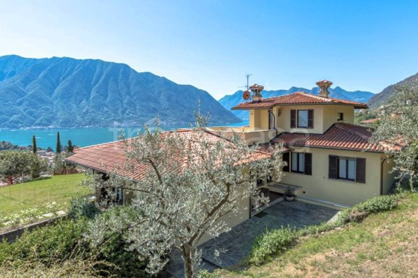 casa indipendente in vendita a Tremezzina