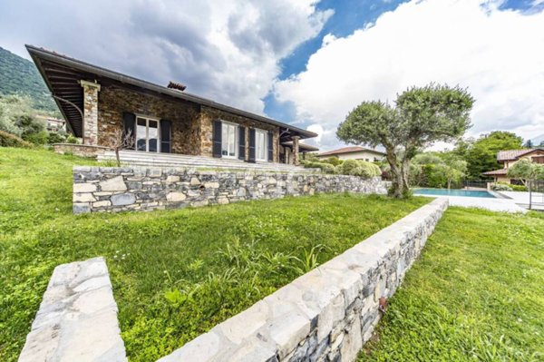 casa indipendente in vendita a Tremezzina in zona Tremezzo