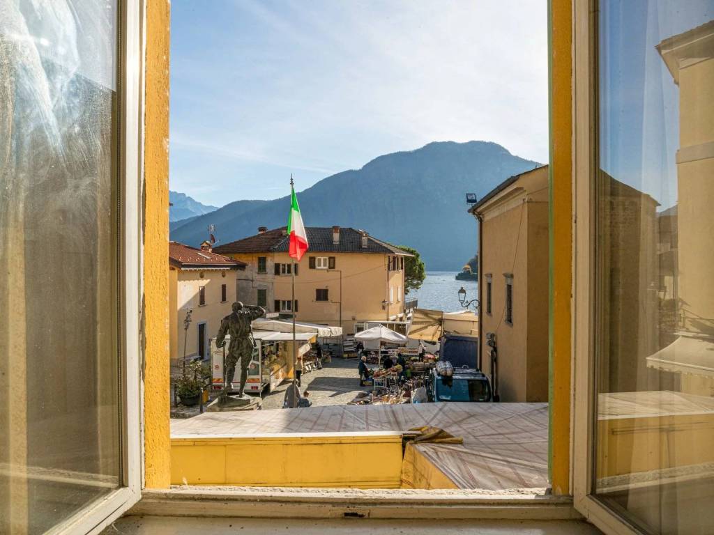 appartamento in vendita a Tremezzina in zona Lenno