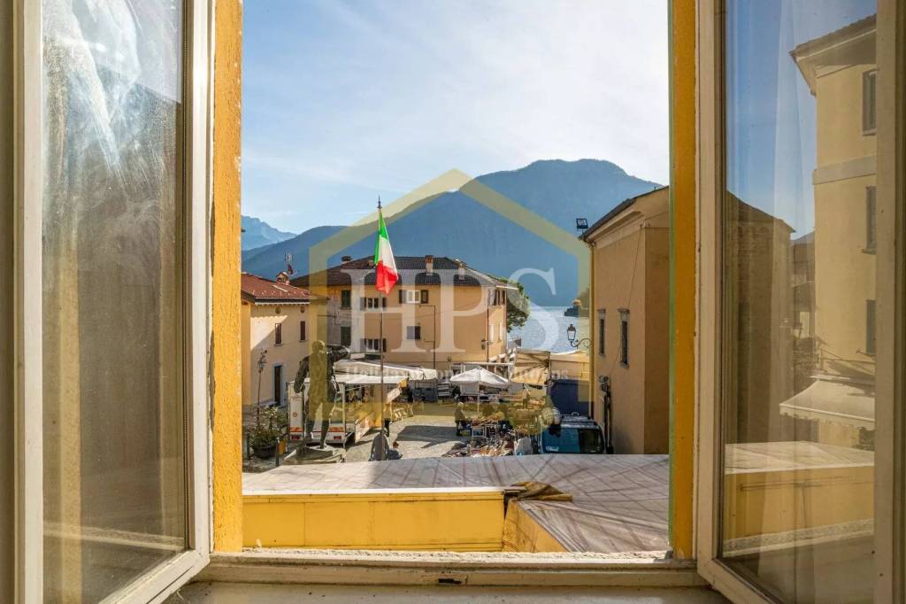 appartamento in vendita a Tremezzina in zona Lenno
