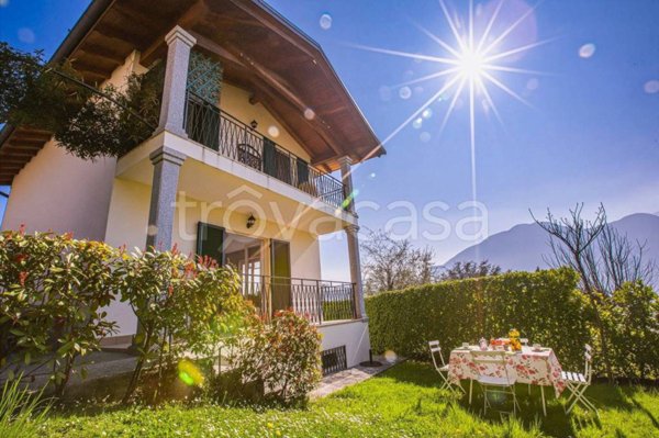 casa indipendente in vendita a Tremezzina in zona Tremezzo