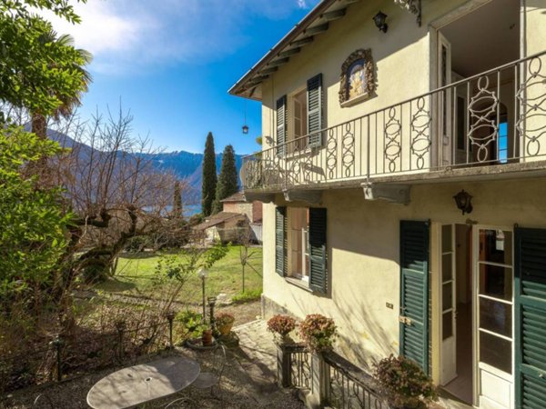 casa indipendente in vendita a Tremezzina in zona Lenno