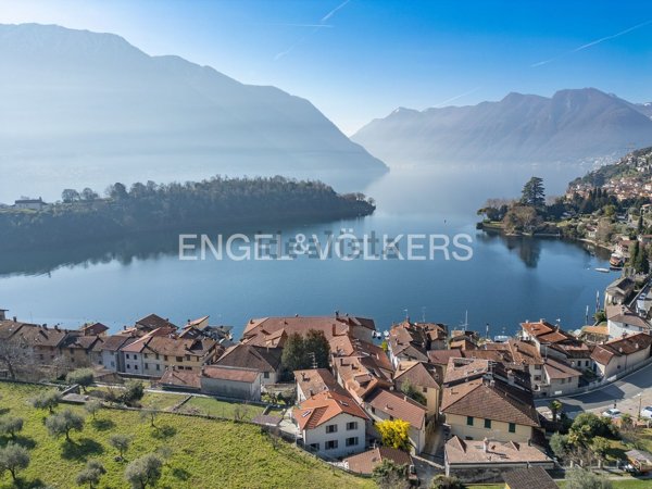casa indipendente in vendita a Tremezzina in zona Ossuccio