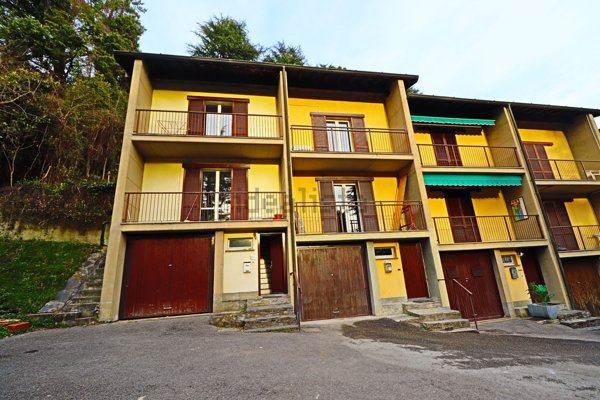 casa indipendente in vendita a Tremezzina in zona Tremezzo