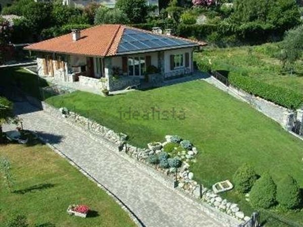 casa indipendente in vendita a Tremezzina
