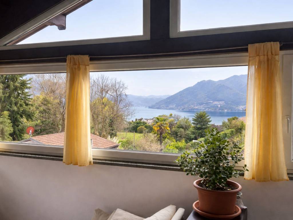 appartamento in vendita a Tremezzina in zona Lenno