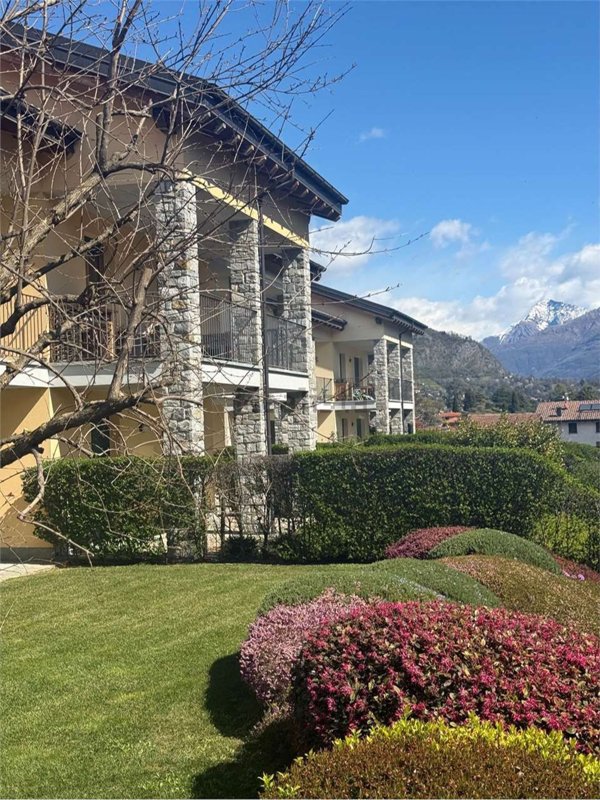 appartamento in vendita a Tremezzina in zona Lenno