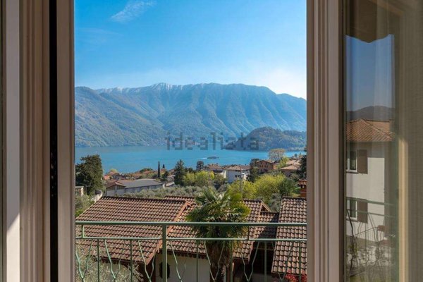 casa indipendente in vendita a Tremezzina in zona Mezzegra