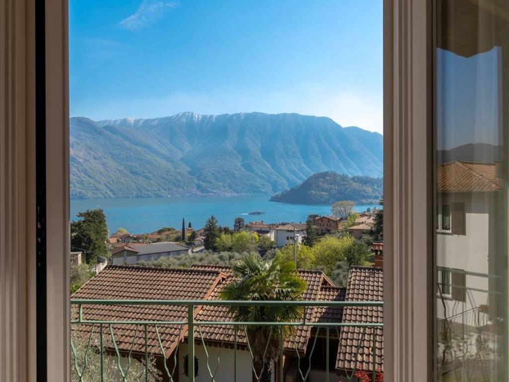 casa indipendente in vendita a Tremezzina in zona Mezzegra