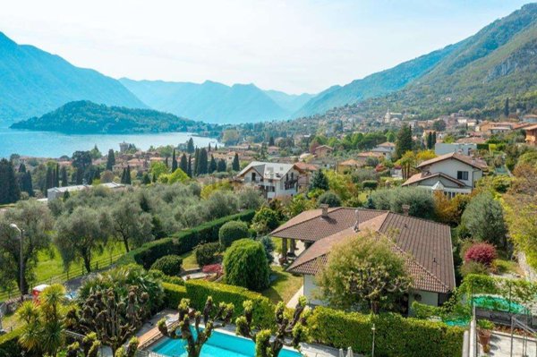 casa indipendente in vendita a Tremezzina in zona Tremezzo