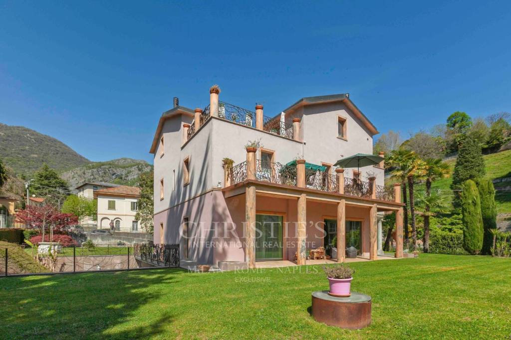 casa indipendente in vendita a Tremezzina