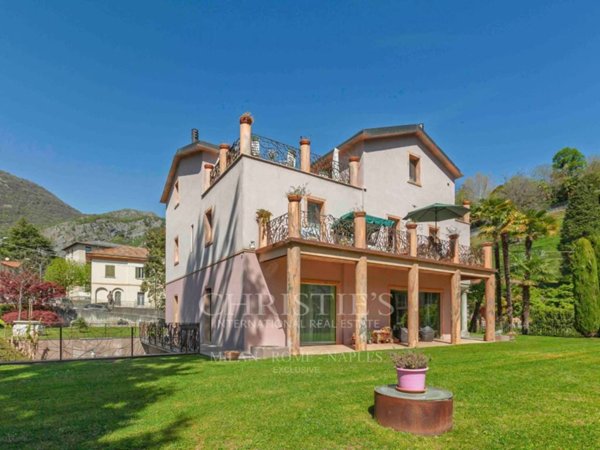 casa indipendente in vendita a Tremezzina in zona Isola Comacina