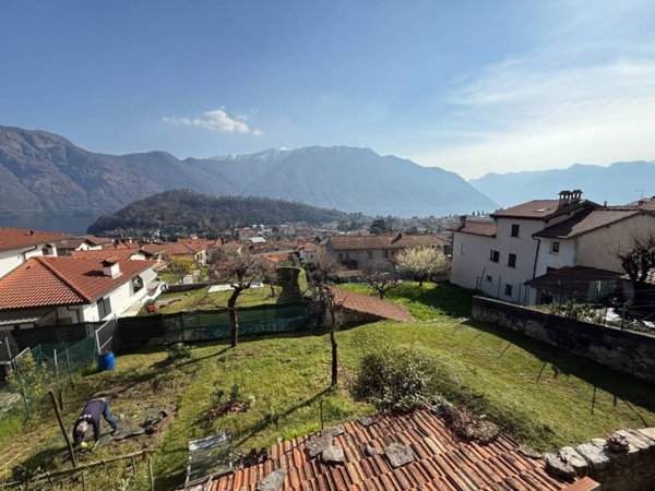 casa indipendente in vendita a Tremezzina in zona Lenno