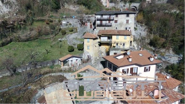 casa indipendente in vendita a Tremezzina