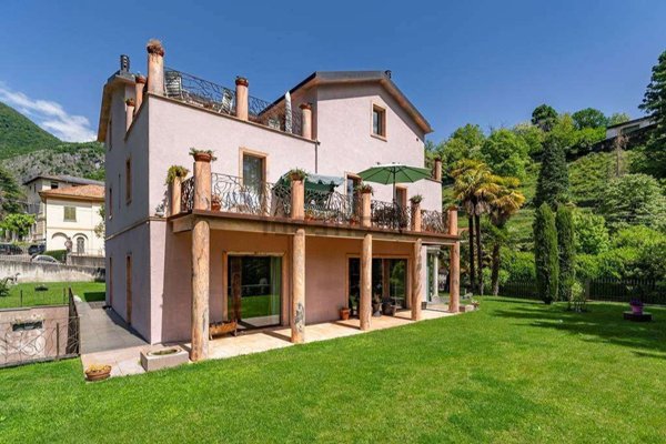 casa indipendente in vendita a Tremezzina