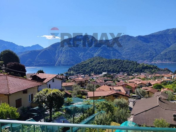 appartamento in vendita a Tremezzina in zona Lenno