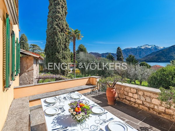 casa indipendente in vendita a Tremezzina in zona Lenno