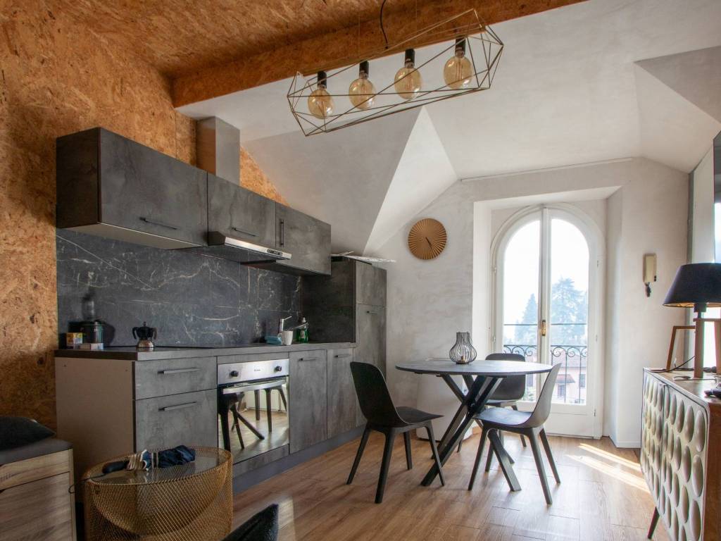 appartamento in vendita a Tremezzina in zona Lenno