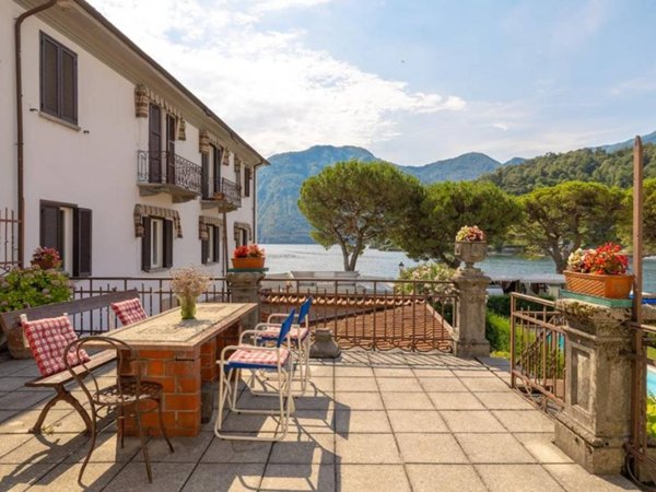 casa indipendente in vendita a Tremezzina in zona Lenno