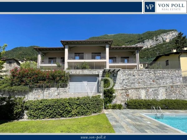 appartamento in vendita a Tremezzina in zona Azzano